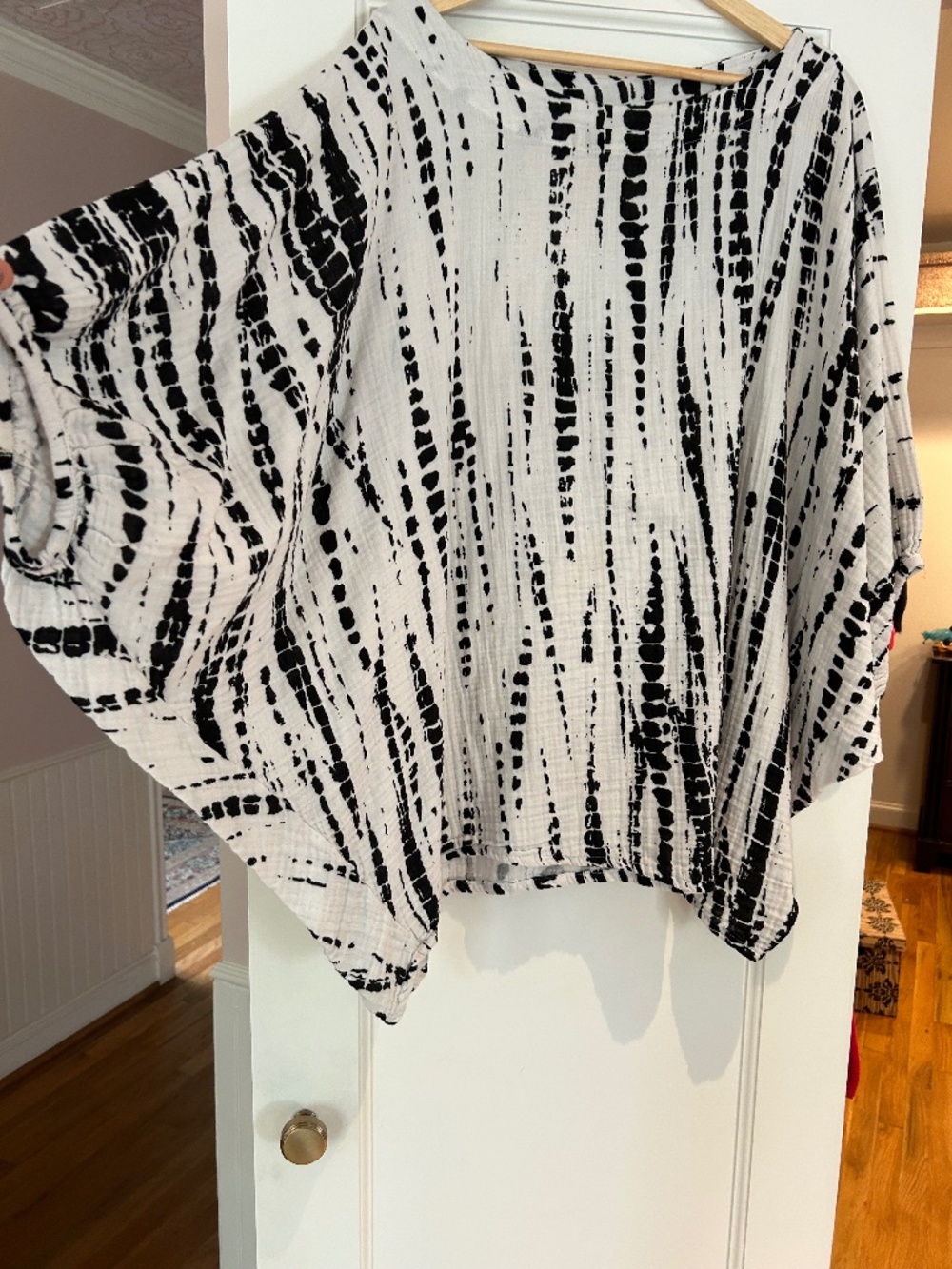 Bryn Walker XL Black White Abstract Oversized Cotton Dolman Top
